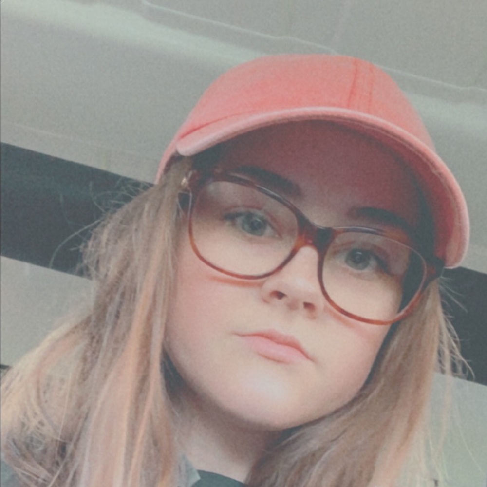 Meet your Posher, Savannah